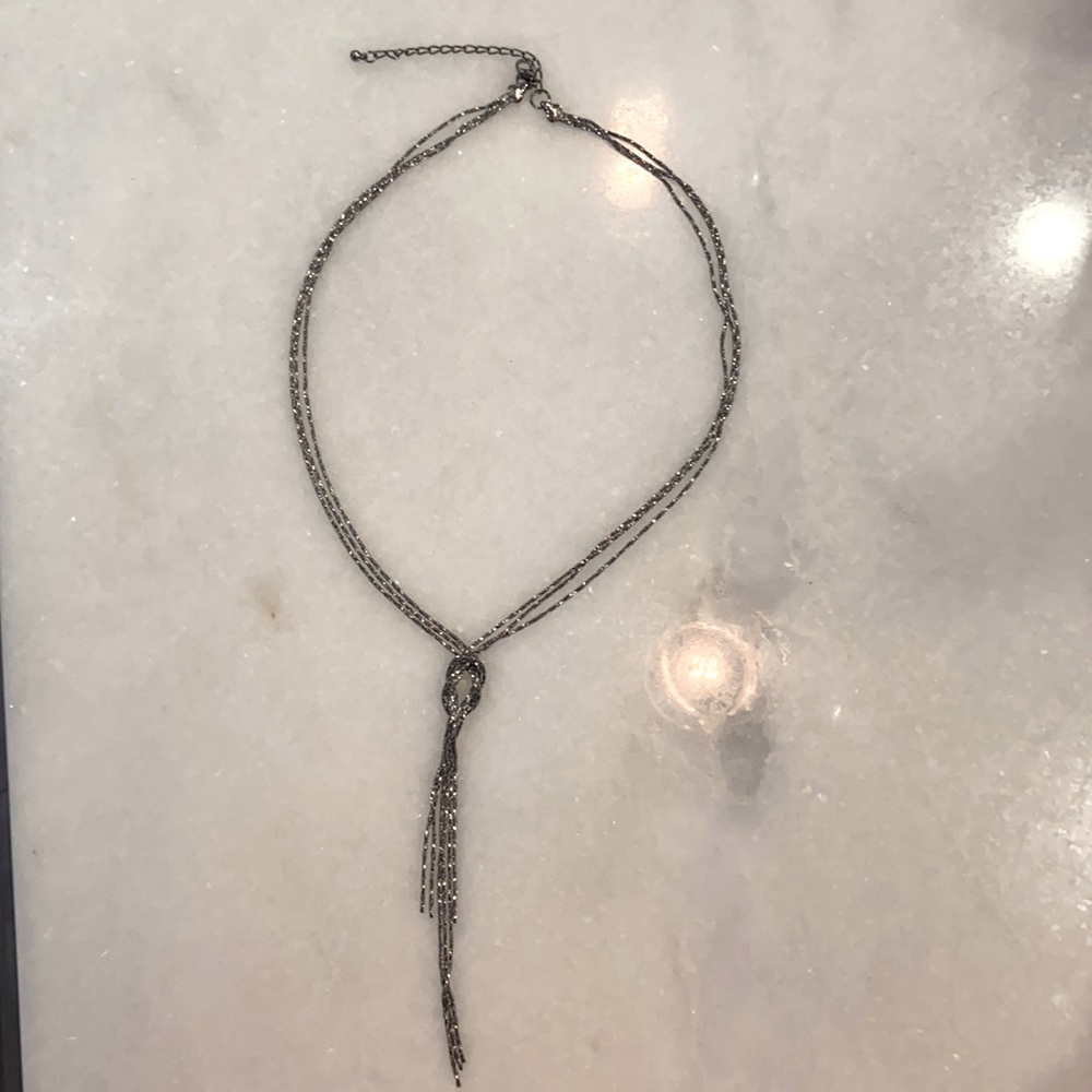 NWOT knot tassel metal necklace